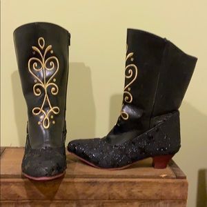 Disney’s Frozen Boots Princess Anna